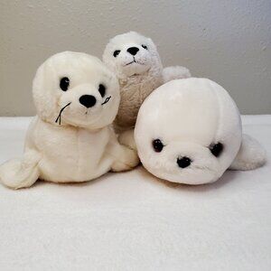Ty White Plush Seal Stuffed Animal with Black Whiskers & Seal Friends Set of 3